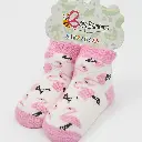 20251103_1329_Baby Socks Display_remix_01k94qhxyyeevs7exv9t53v5m8.webp