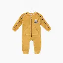 20251104_1036_Brown Baby Onesie_remix_01k9702q1vfn0b097r442c57qs.webp