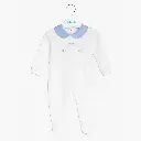20251104_1335_White Baby Outfit_remix_01k97aaktte7k93rwj82842twt (1).webp