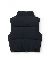padded-vest-of-boy-in-black-color-with-zipper-closure (1).webp