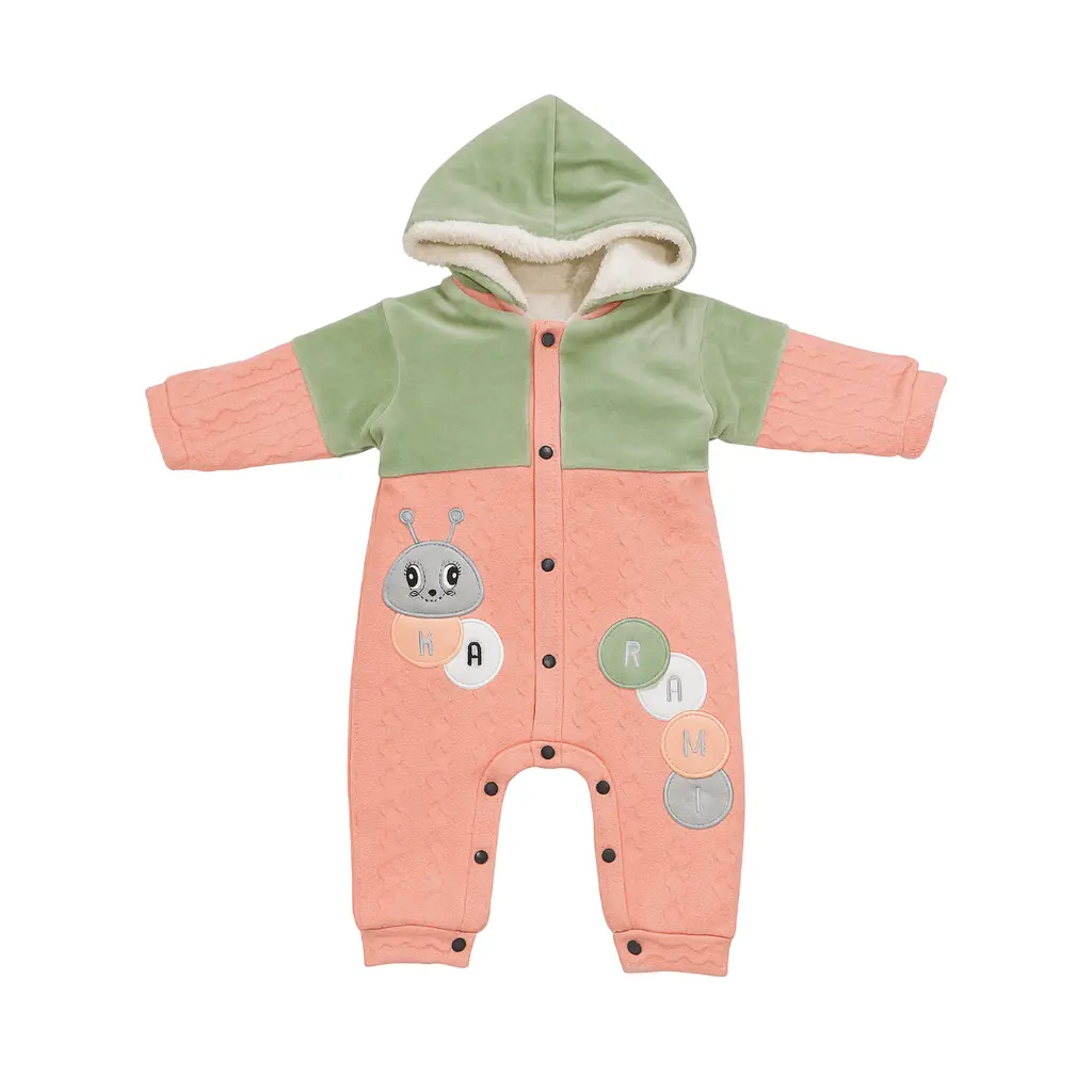 20251119_1012_Baby Onesie Display_remix_01kadjmyssf078xdyt6bdb316m.webp