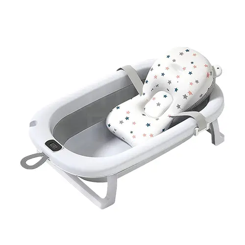 [4688] bathtub with pillow